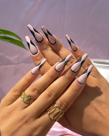 Maddy // Gel Capsules