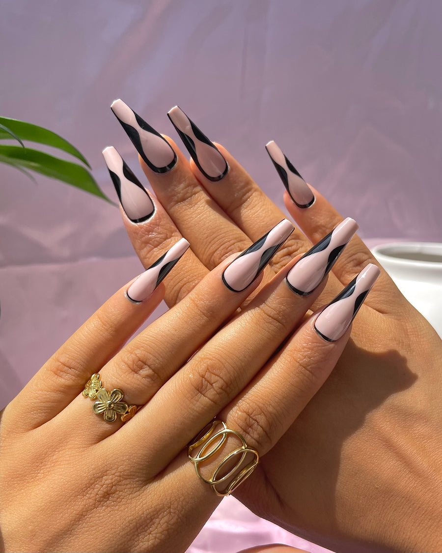 Maddy // Gel Capsules
