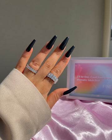 Noire // Basique