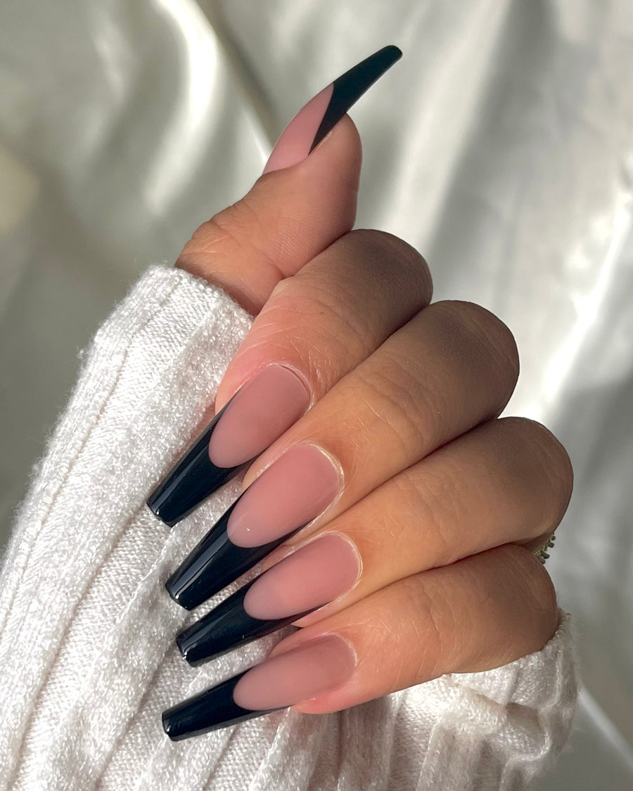 Black // French